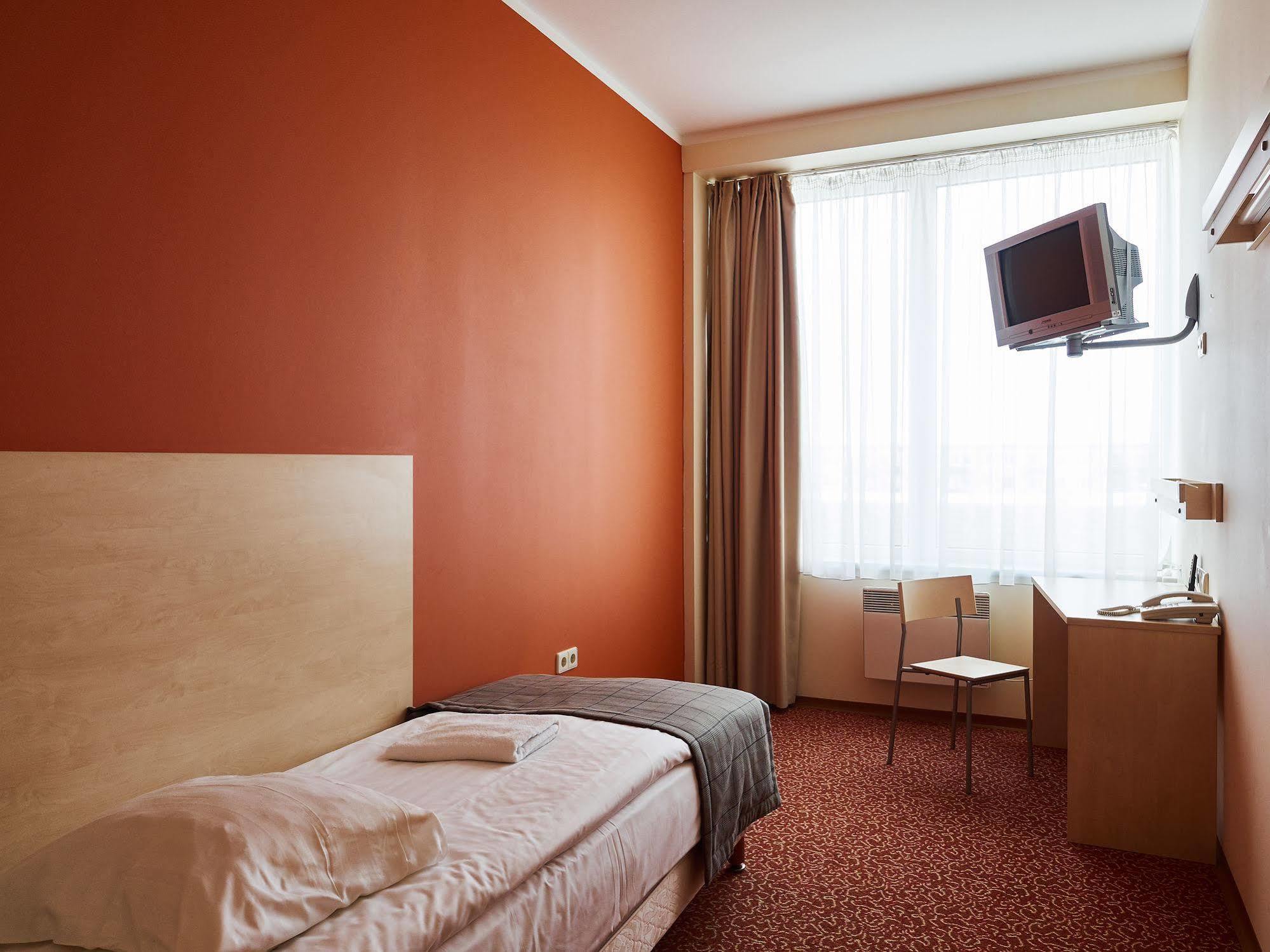 Rija Bauska Hotel Exterior photo