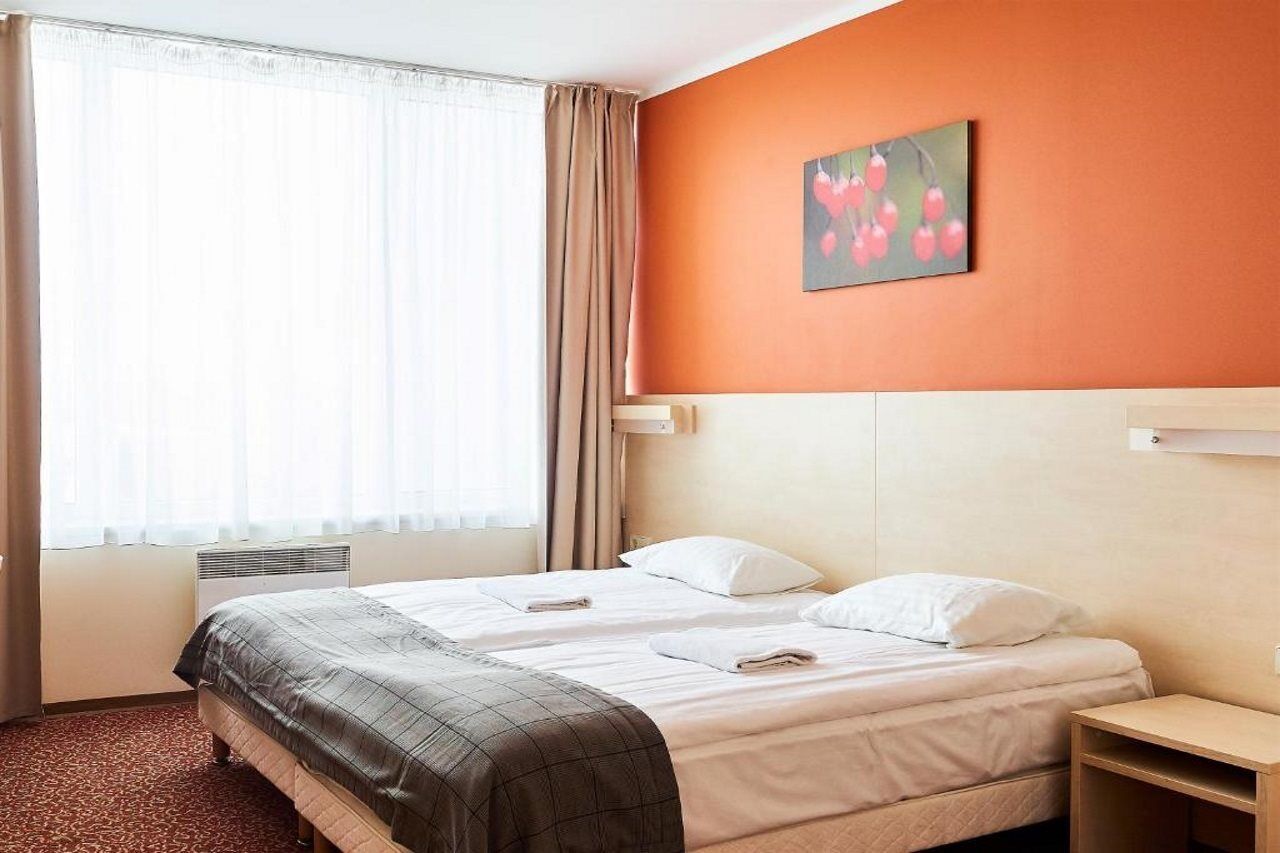 Rija Bauska Hotel Exterior photo